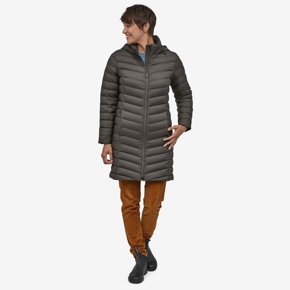 PATAGONIA Women's Silent Down Parka